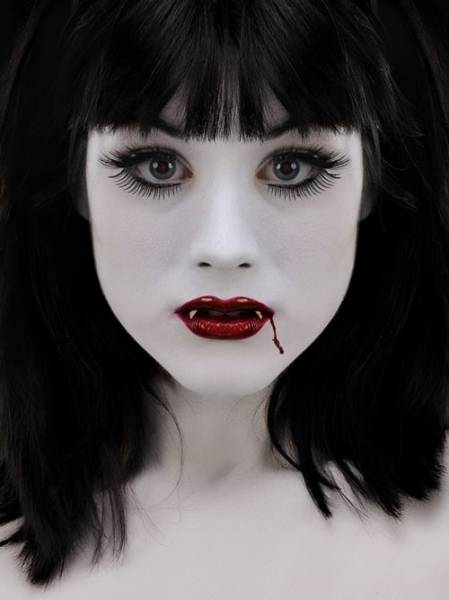 maquiagem infantil de vampira